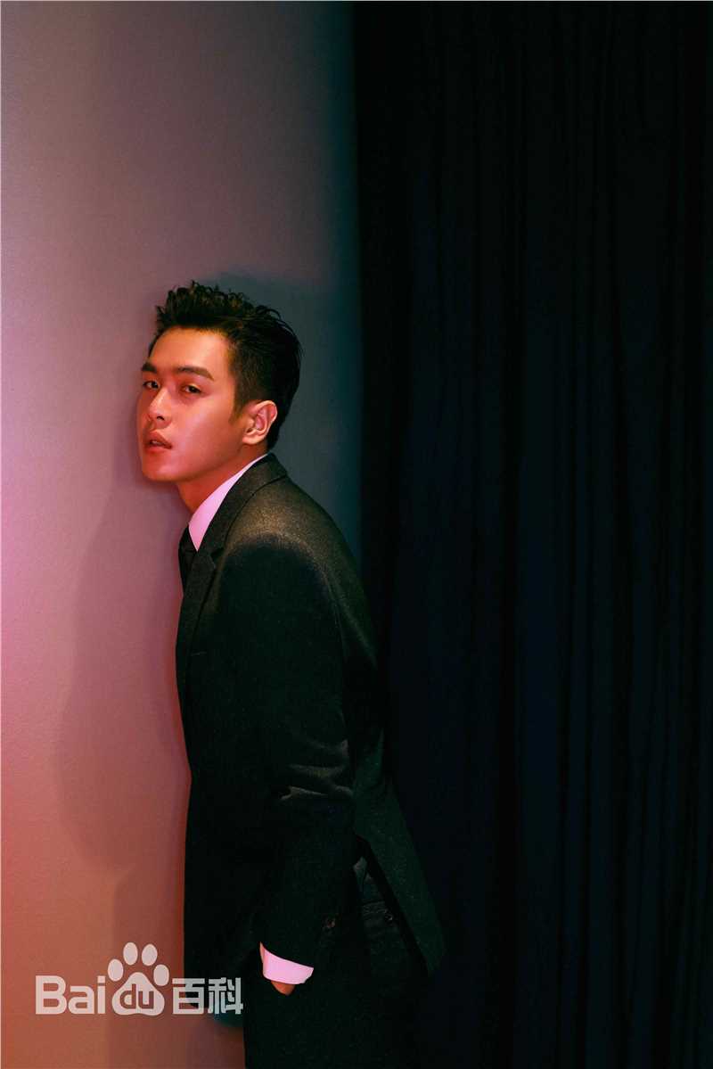 张若昀精选时尚图册