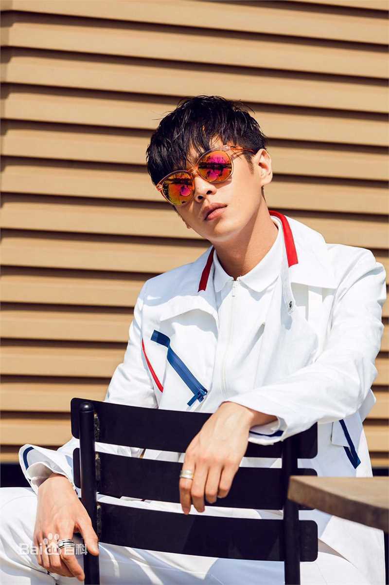 张若昀精选时尚图册