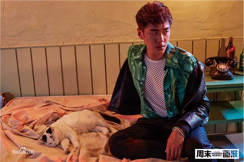 张若昀高清杂志拍摄图集