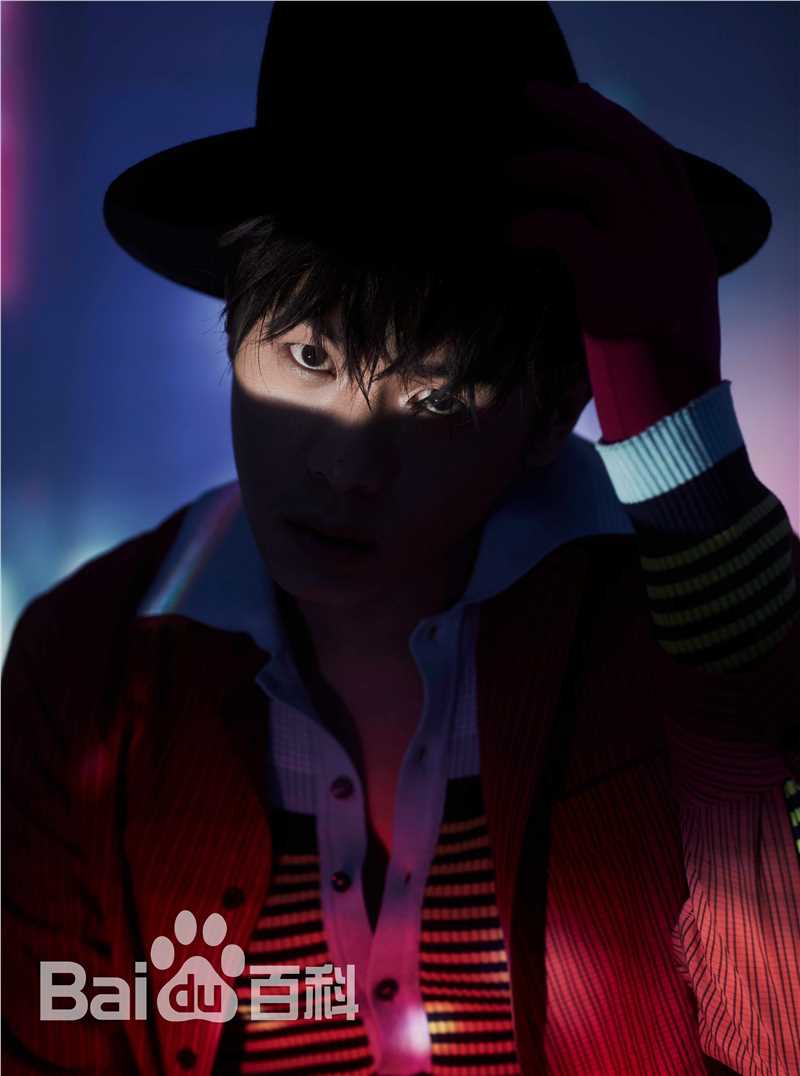 张若昀高清杂志拍摄图集