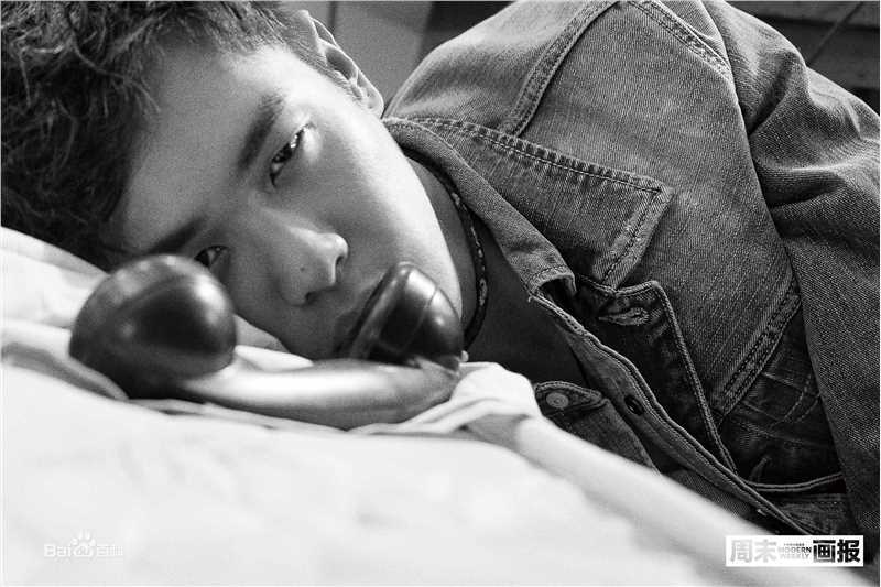 张若昀高清杂志拍摄图集