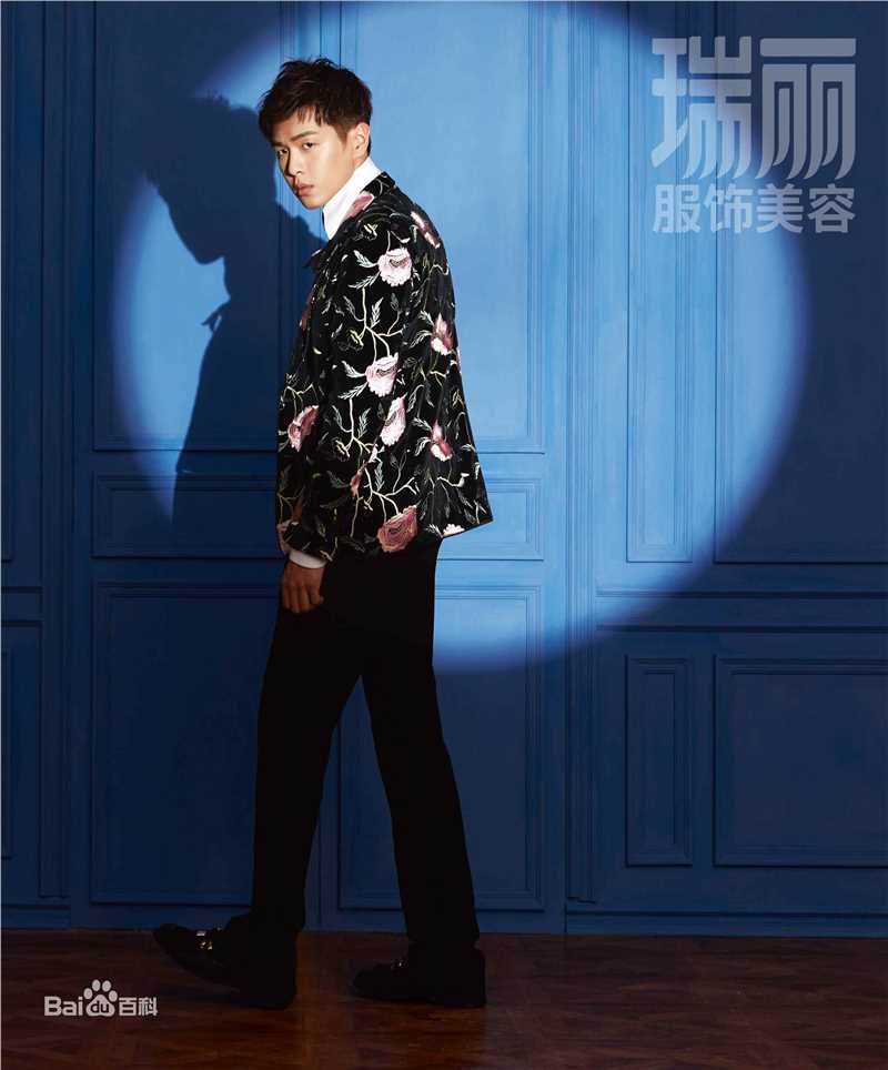 张若昀高清杂志拍摄图集