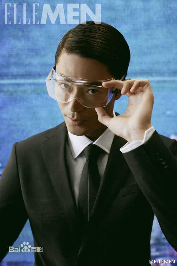 最新霍建华(Wallace Huo)在《ELLEMAN睿士》中的图集
