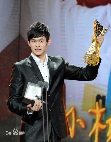 孙杨(Sun Yang)社会活动前后照片