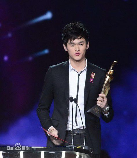 孙杨(Sun Yang)社会活动前后照片