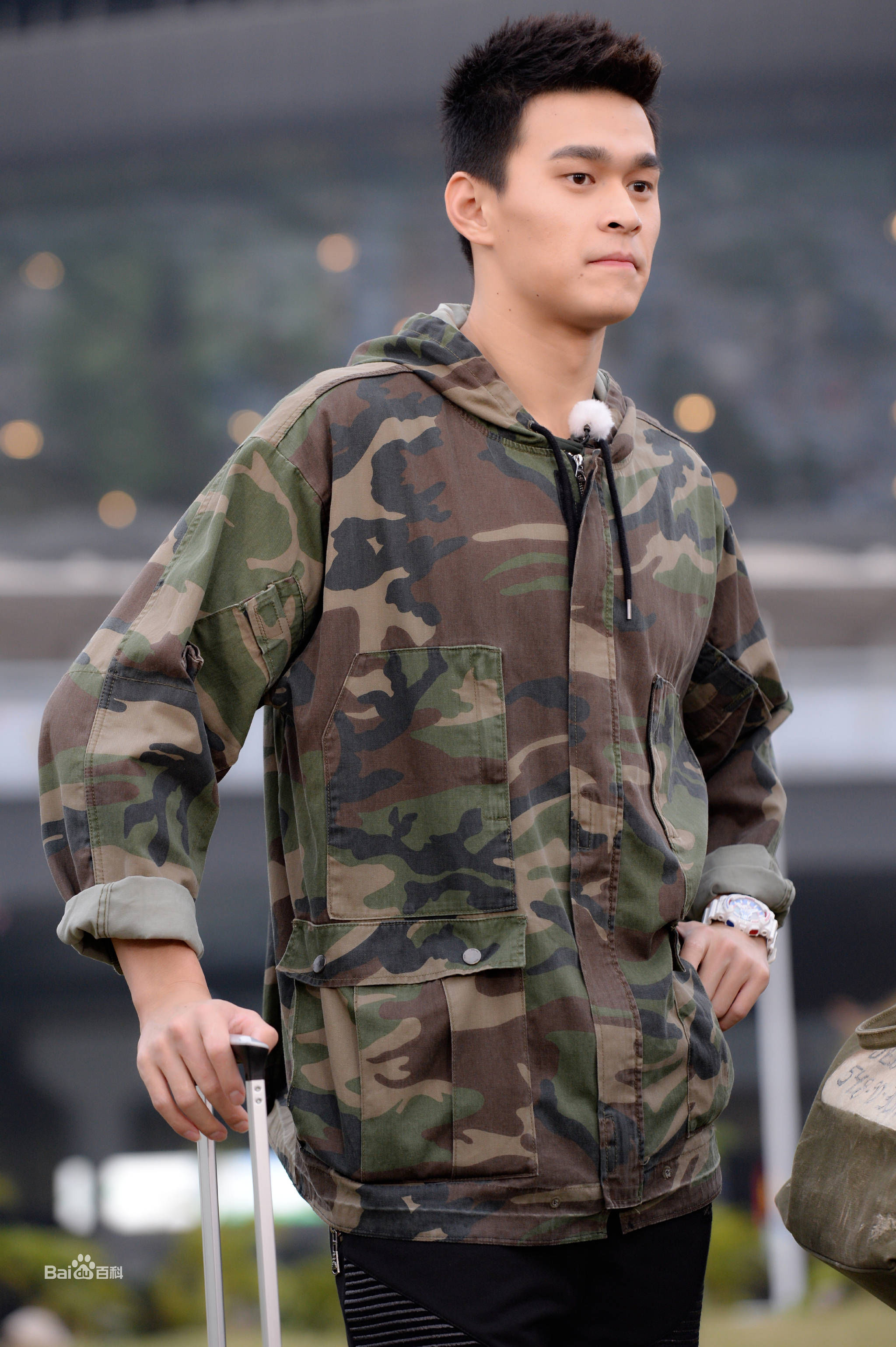 孙杨(Sun Yang)综艺节目前后照片