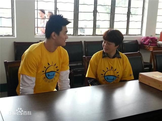 孙杨(Sun Yang)公益前后照片