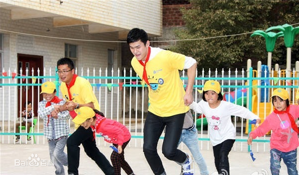 孙杨(Sun Yang)公益前后照片