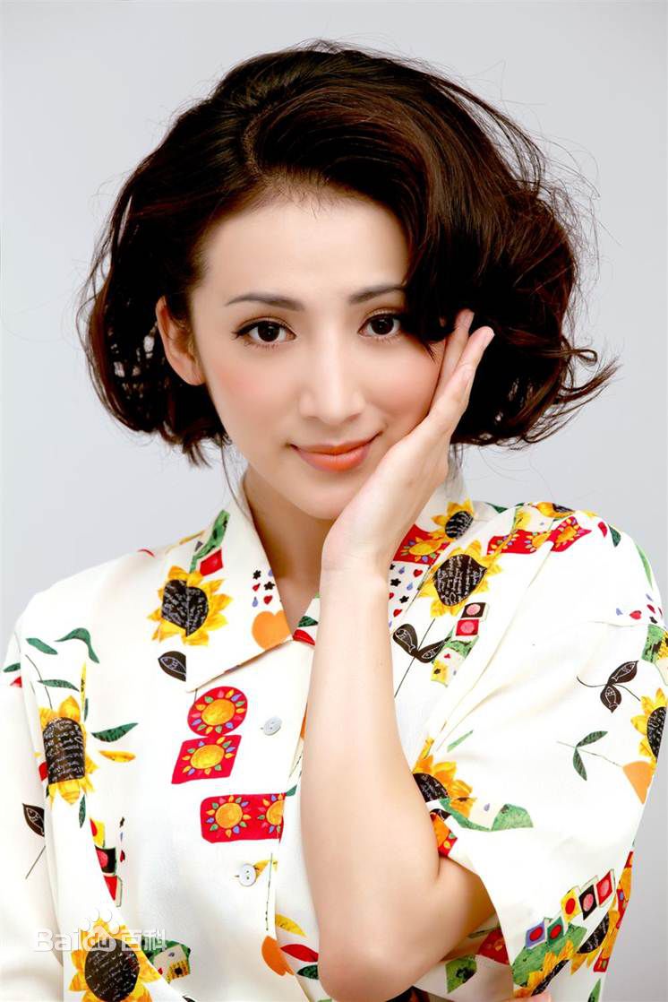 卢茜(sissi<i></i>)演员-图册