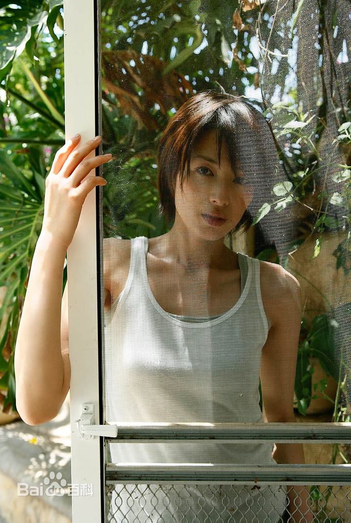 吉濑美智子(キチセミチコ Michiko Kichise)