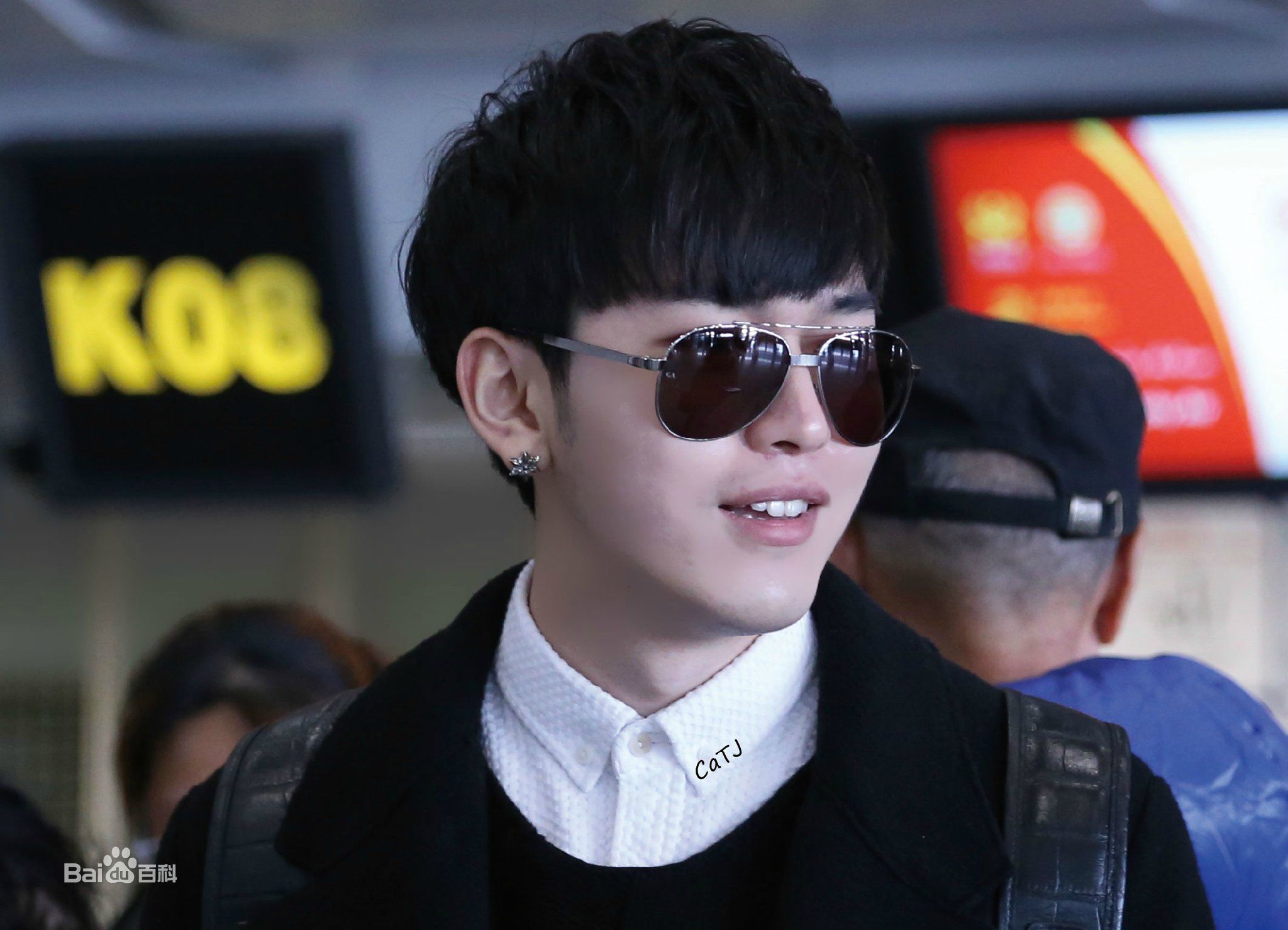 孔垂楠(Korn)机场图前后照片