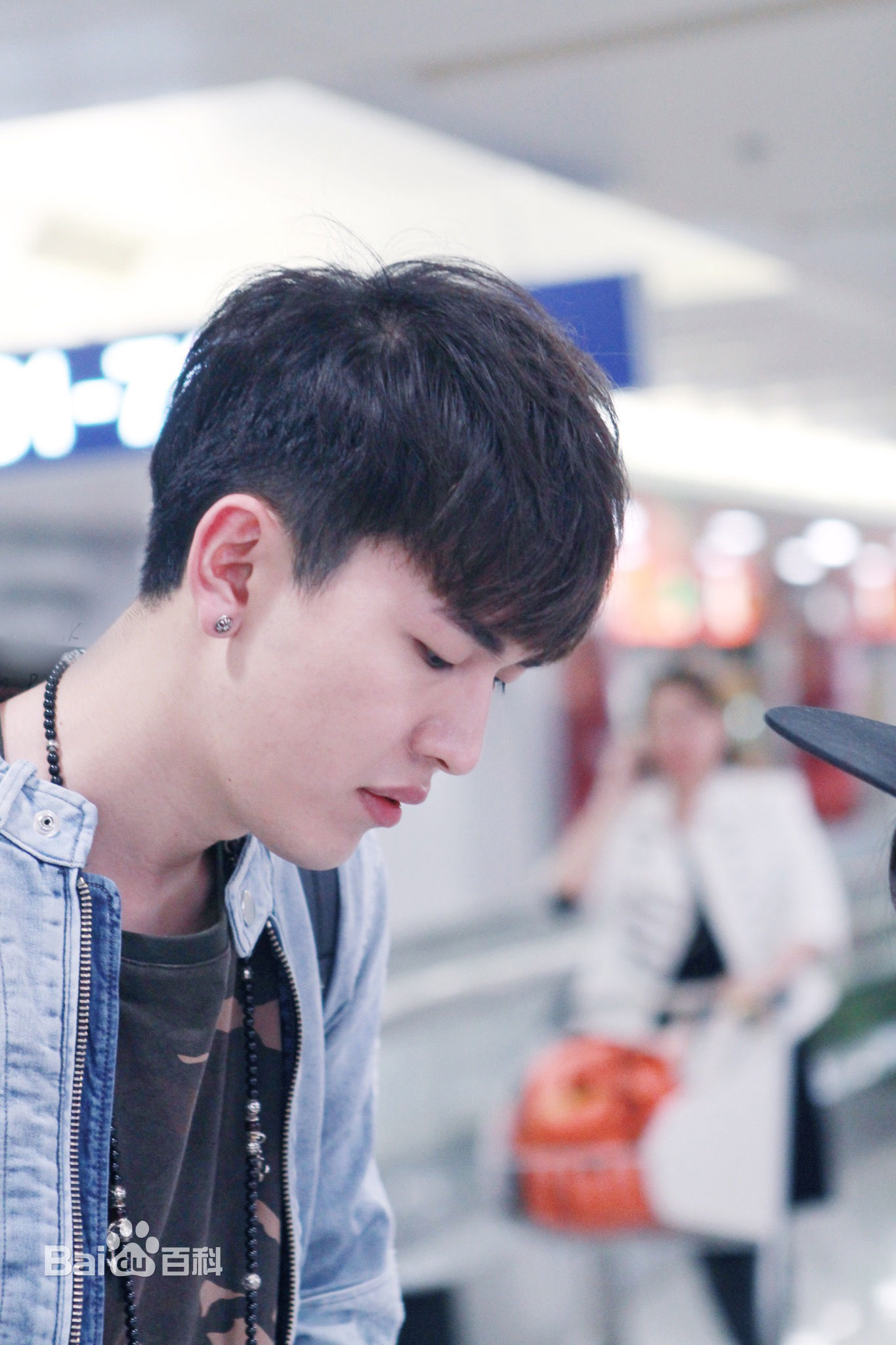 孔垂楠(Korn)机场图前后照片