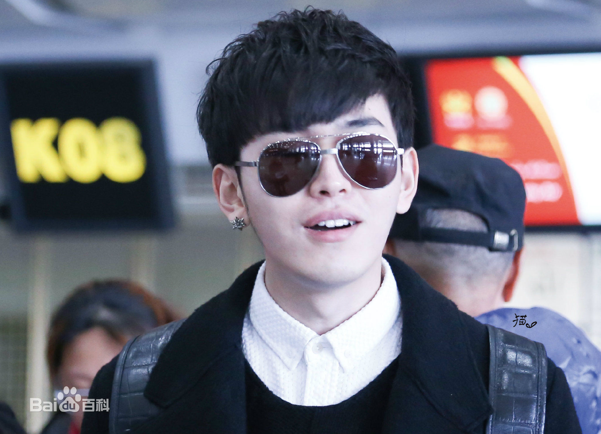 孔垂楠(Korn)机场图前后照片