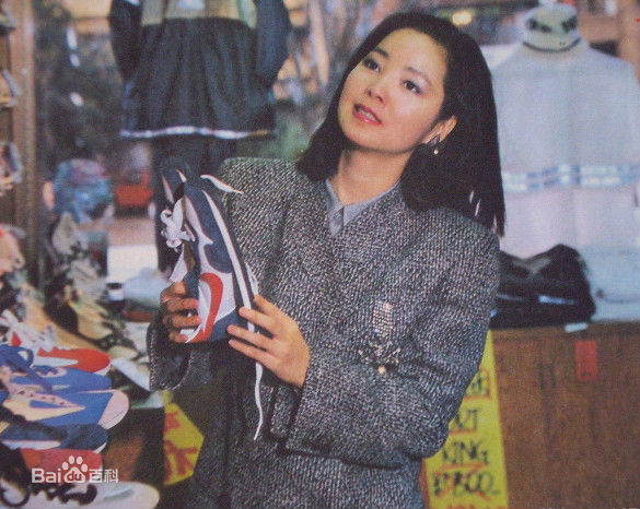 邓丽君(Teresa Teng、テレサ·テン)生活照壁纸壁纸