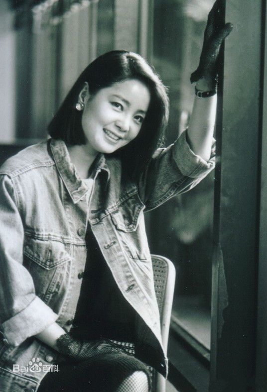 邓丽君(Teresa Teng、テレサ·テン)生活照壁纸壁纸