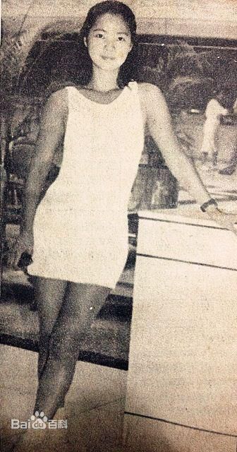 邓丽君(Teresa Teng、テレサ·テン)生活照壁纸壁纸