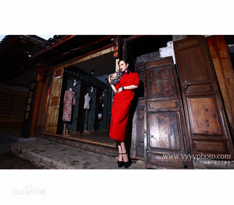 陈春(Bella)红性感图片图集