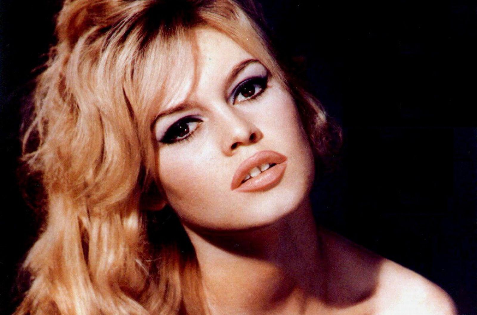 高清碧姬·芭铎(Brigitte Anne-Marie Bardot)性感图片