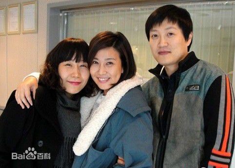 梁静雅()生活照图片图集