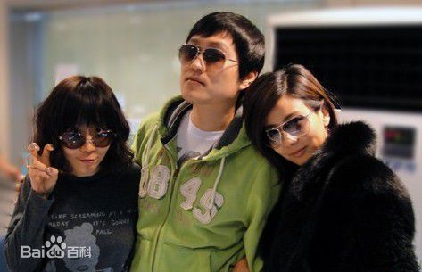 梁静雅()生活照图片图集