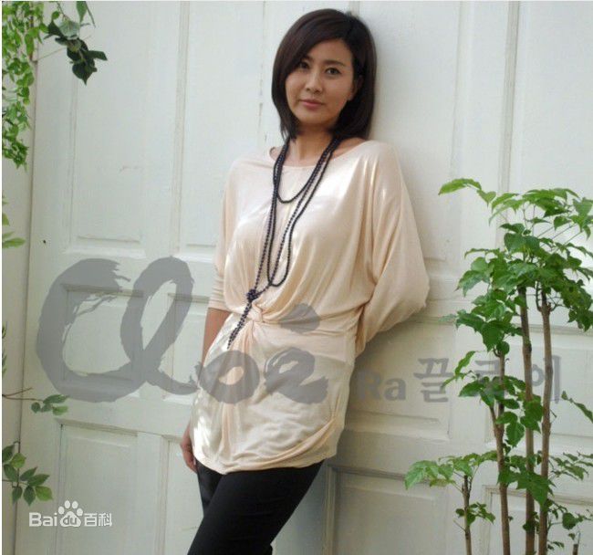 梁静雅()生活照图片图集