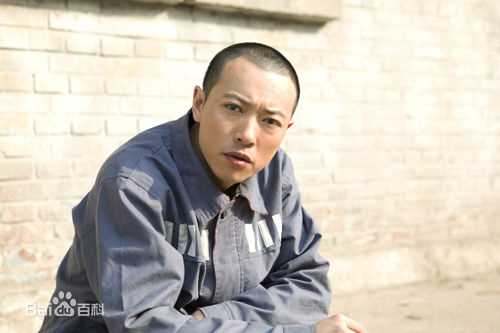 康正昊胶片电影《寻人奇事》最新剧照
