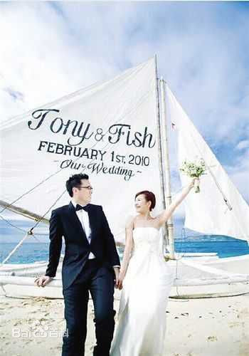 梁静茹(Fish Leong)婚纱照前后照片