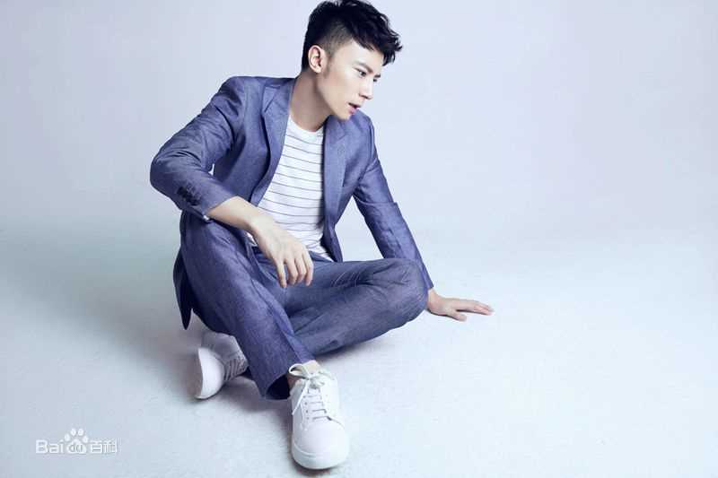 最新王峥(Leon Wang)性感图片