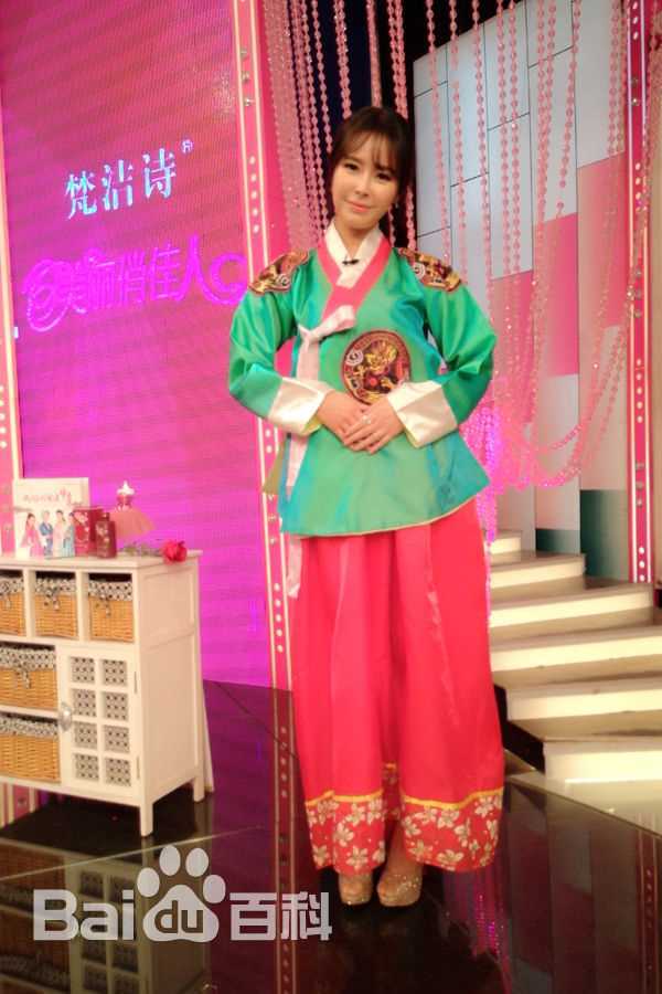 赵慧仙(CHO HYE SUN)演出饭拍壁纸壁纸