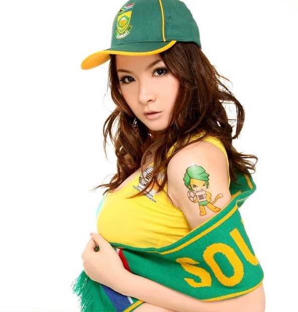 最全A组南非足球宝贝徐绮华美女壁纸