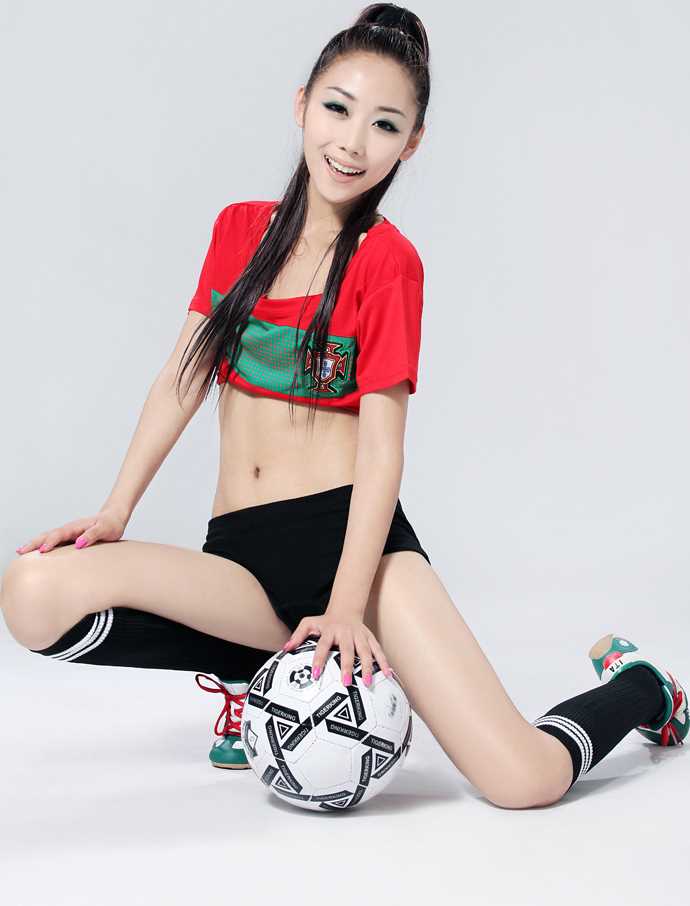 优质网络人气足球宝贝韩鹿美女相册