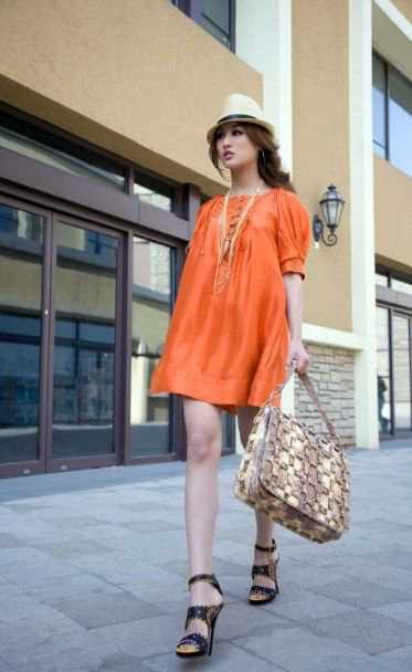 精选第一美女足球宝贝拍亮出清纯牌图册