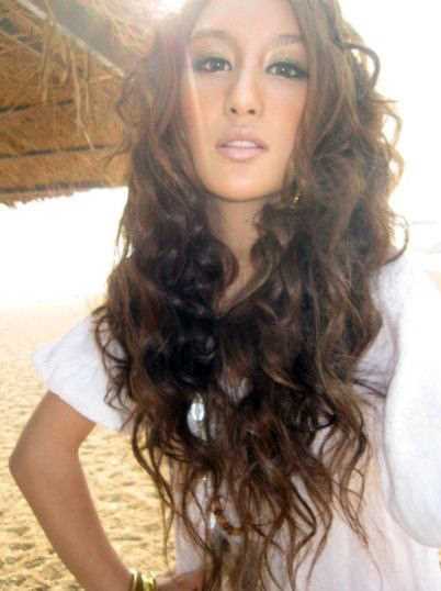 精选第一美女足球宝贝拍亮出清纯牌图册