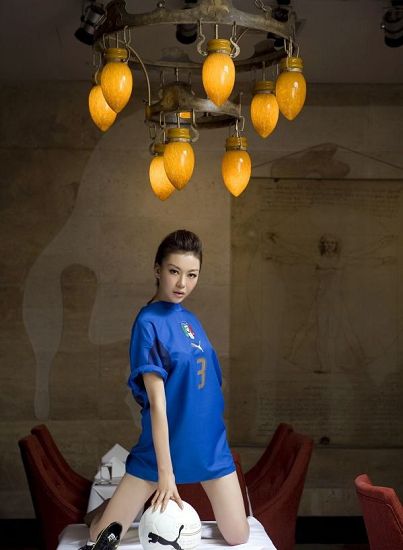 高清最美世界杯宝贝,身材竟令设计师为难_图集