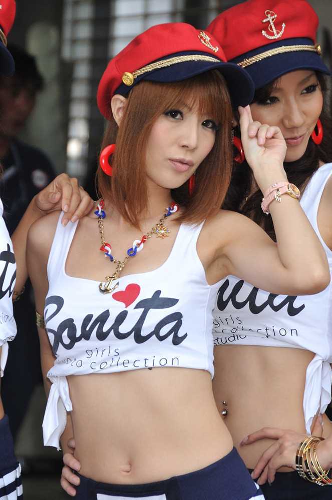 最全争做赛道皇后日本赛车美女相册