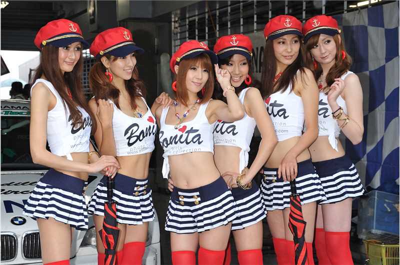 最全争做赛道皇后日本赛车美女相册