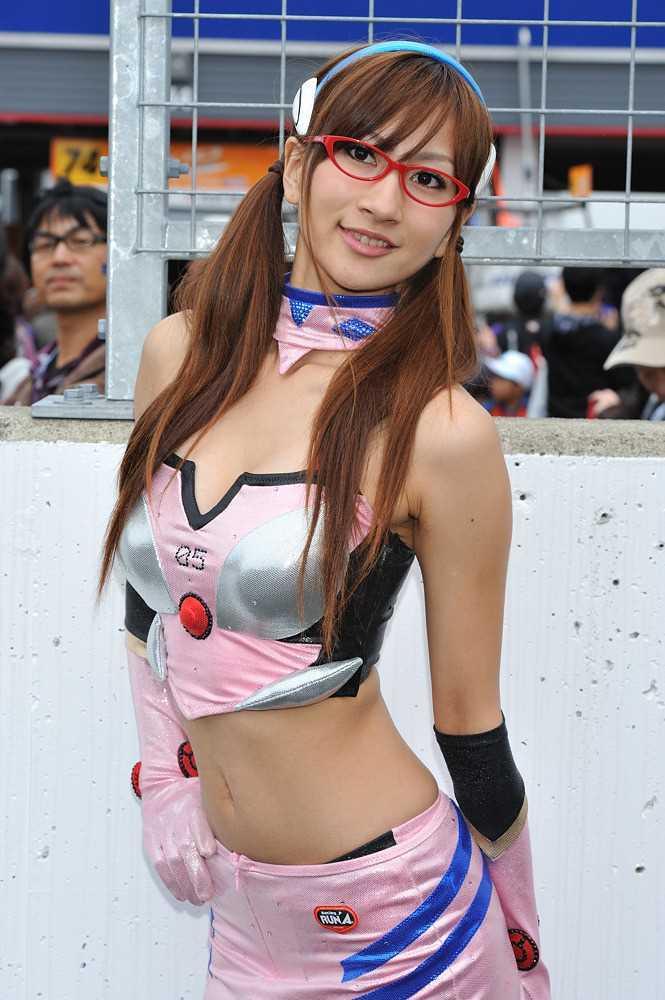 最全争做赛道皇后日本赛车美女相册