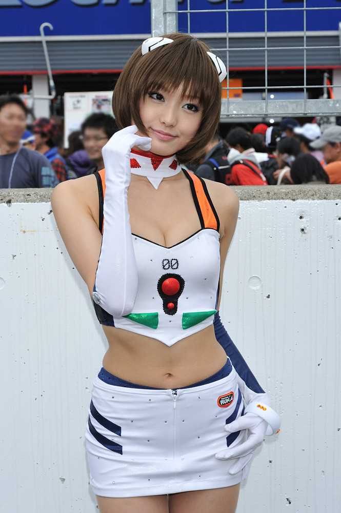最全争做赛道皇后日本赛车美女相册