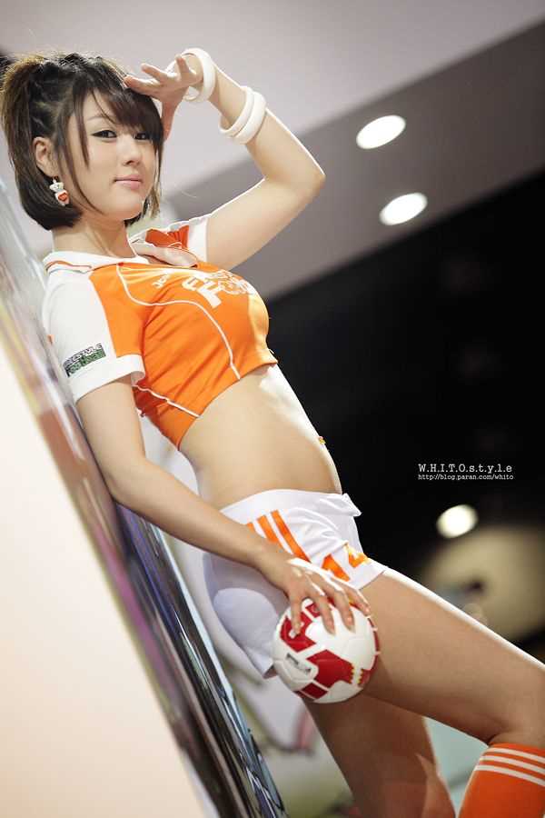 高清漂亮性感的足球美女图集