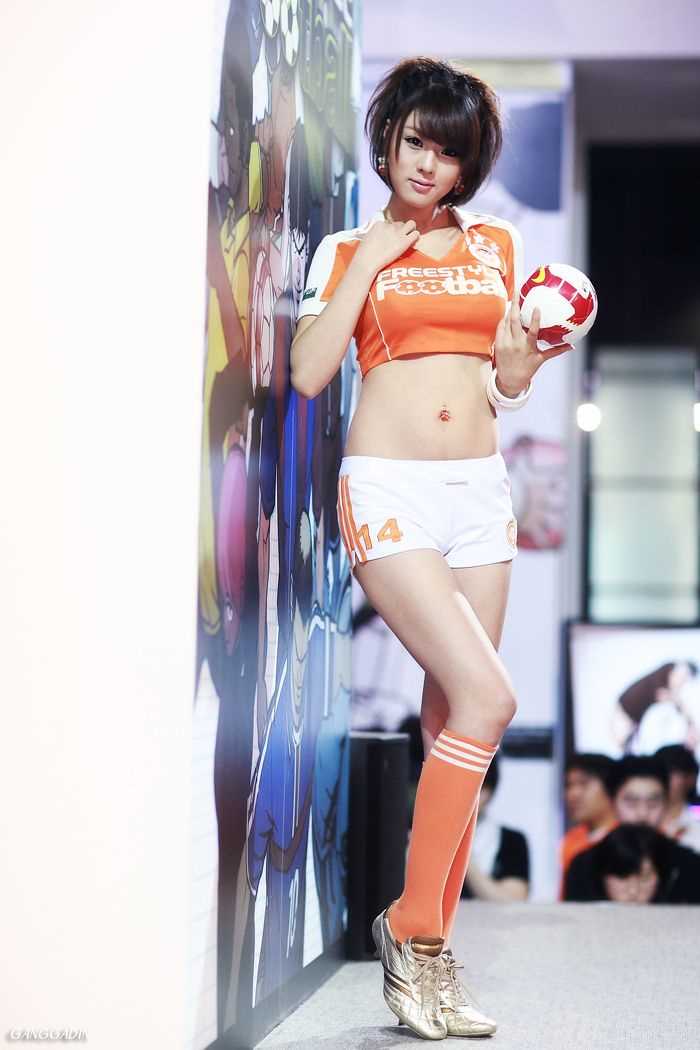 高清漂亮性感的足球美女图集