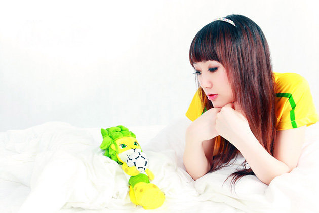 最全长发刘海清纯足球少女壁纸