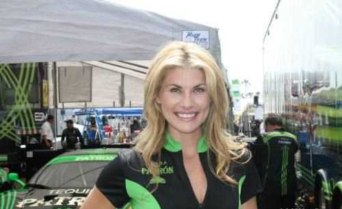 优质性感赛车宝贝秒杀观众相册