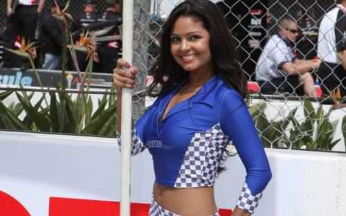 优质性感赛车宝贝秒杀观众相册