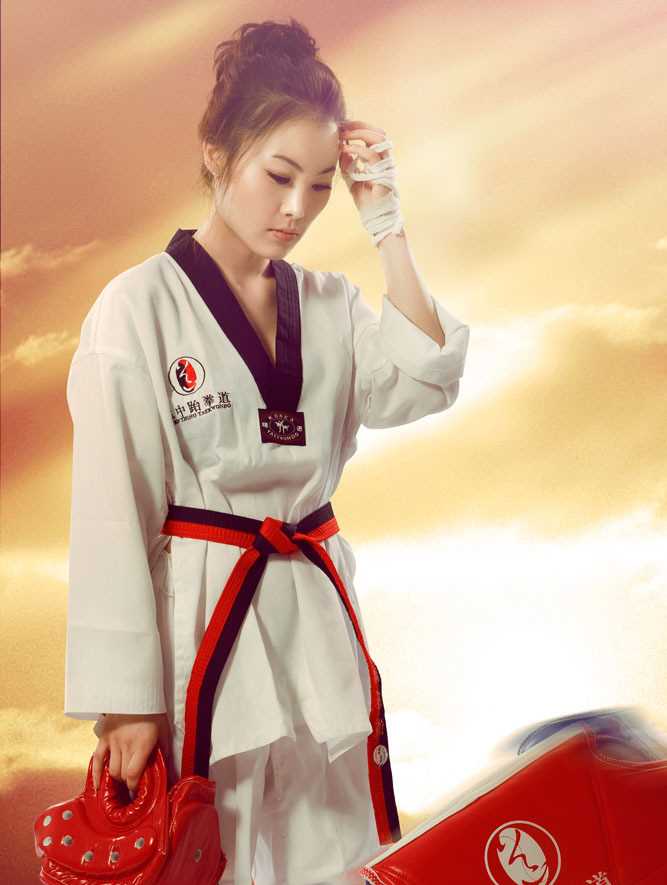 时尚佳丽动感,诠释跆拳道精髓