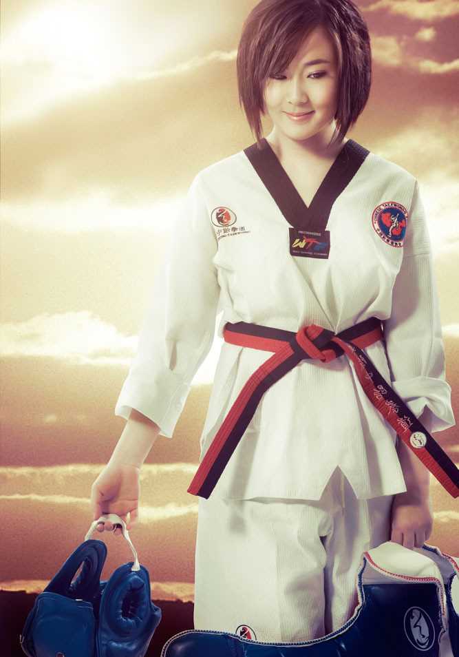 时尚佳丽动感,诠释跆拳道精髓