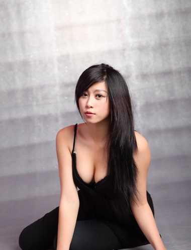 特别专辑CBA性感宝贝小真真,美艳动人助威季后赛图片