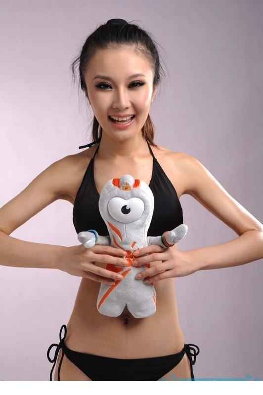 最全空姐比基尼助阵奥运,腿长腰细笑容纯美相册