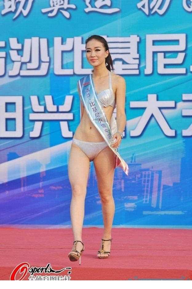 最新比基尼小姐为奥运助威,清凉性感惹遐思壁纸