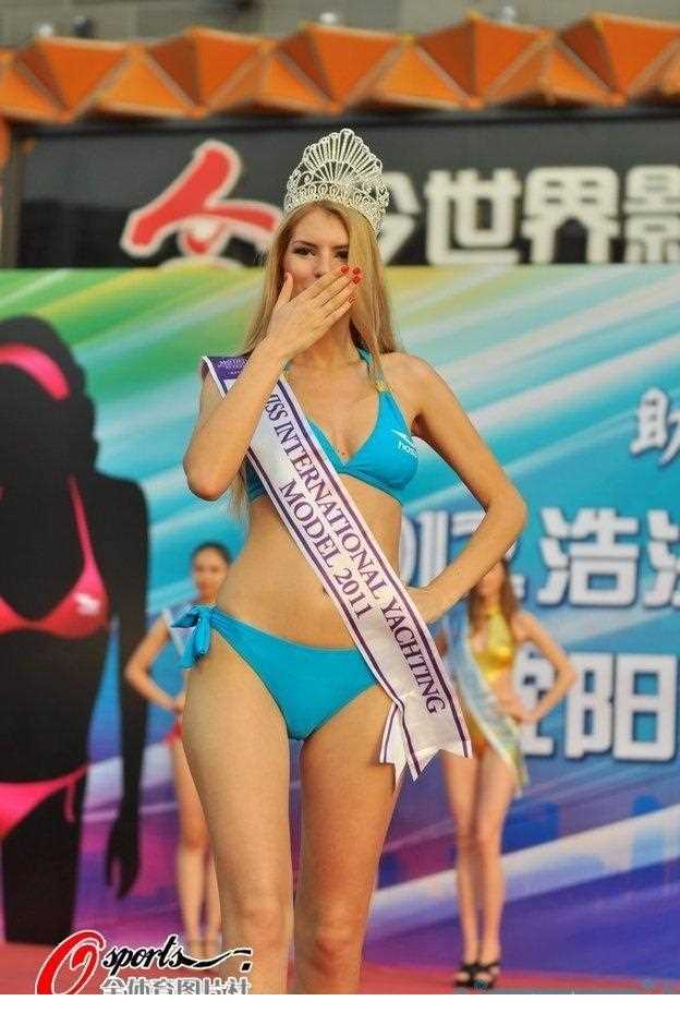 最新比基尼小姐为奥运助威,清凉性感惹遐思壁纸