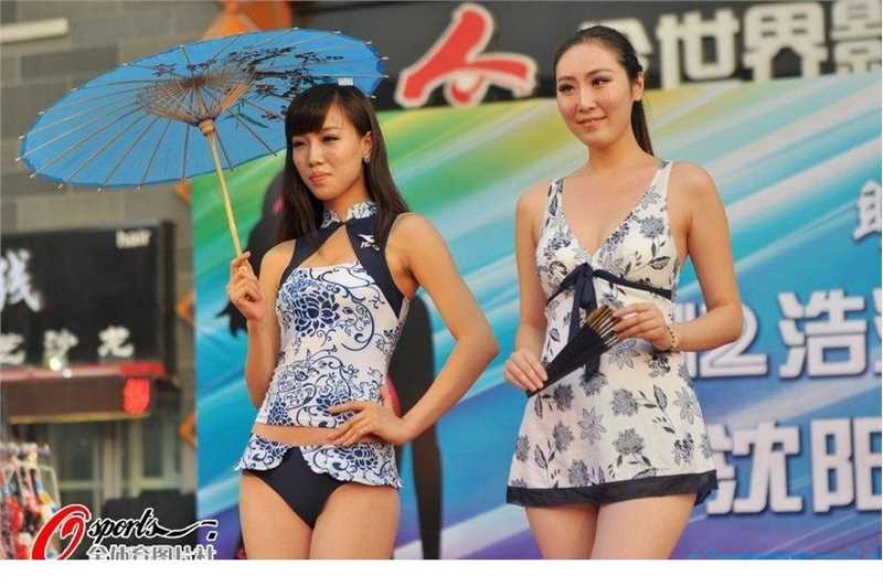 最新比基尼小姐为奥运助威,清凉性感惹遐思壁纸